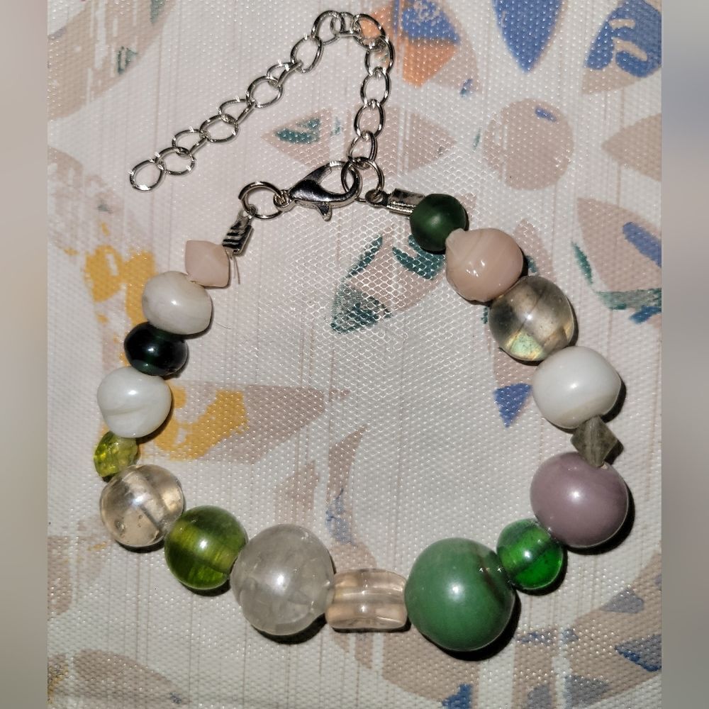Jewelry bundle  - Picture 8 of 13